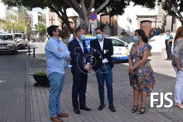 El Cabildo supervisa la finalización de las obras de mejora en la Zona Comercial Abierta de Los Llanos/Francisco Javier Santana.